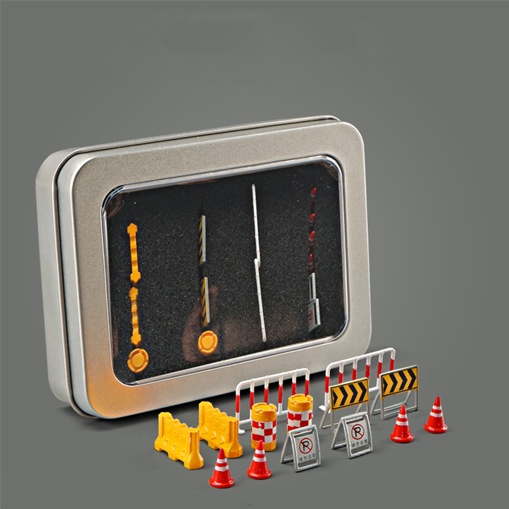 1/64 Roadblock Scene Model Kit - Model Kit Display review and price