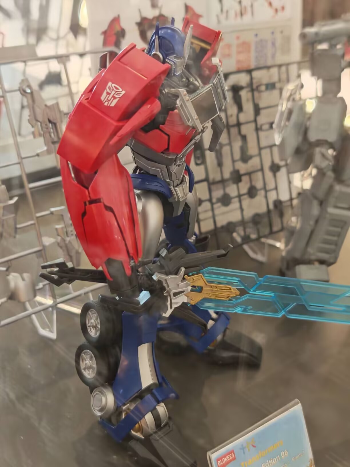 Blokees Transformers Optimus P - Model Kit Transformers Blokees review and price